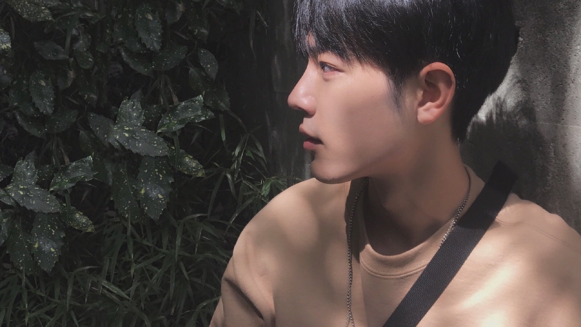 AIYOUXI.COM-“法甲追逐战：多队争夺首位，战况激烈”，法甲的强队