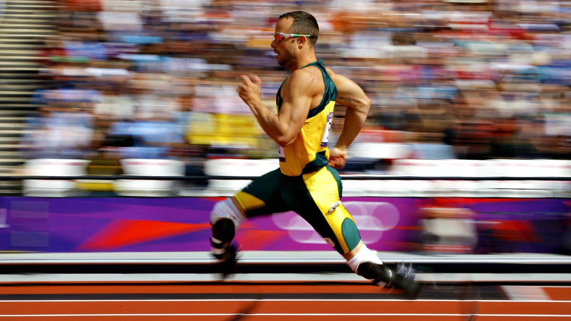 国际米兰3-1击败热那亚，林德洛夫和德弗赖双双破门，德弗莱国米